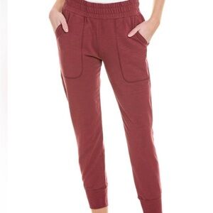 Cabi Women’s Burgundy Joggers Size Large With Front & Back Pockets
